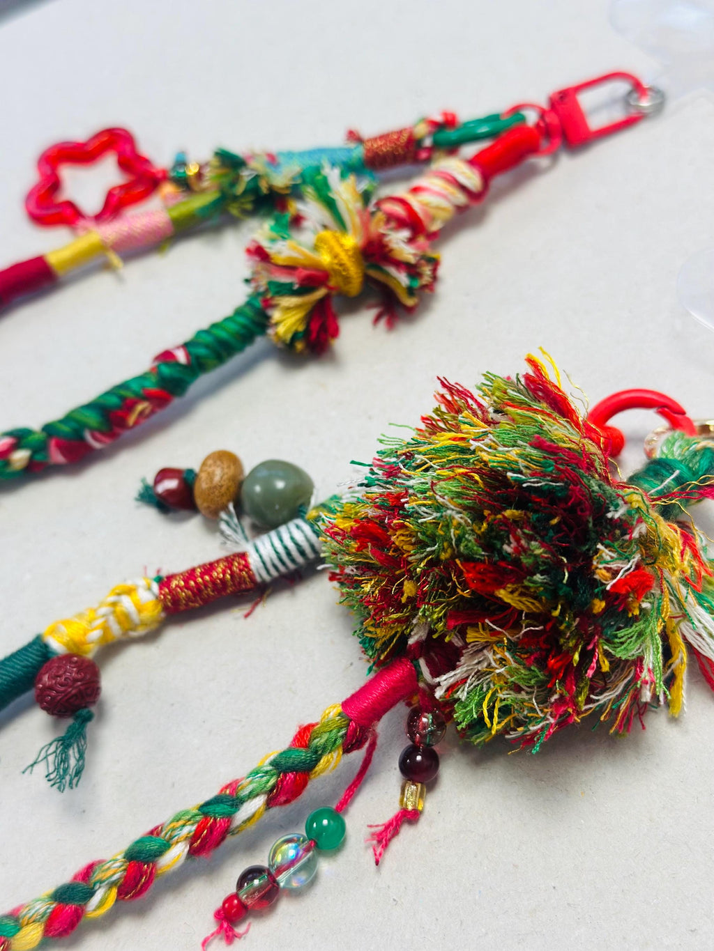 Handmade Macrame Phone Strap, Christmas Colour mobile Lanyard, Gift for Her, Phone Wristlet